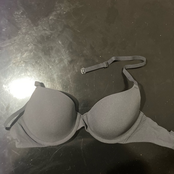 Black skims bra - Picture 1 of 2